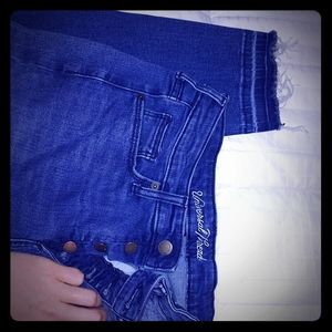 Universal threads 5 button high waisted jean